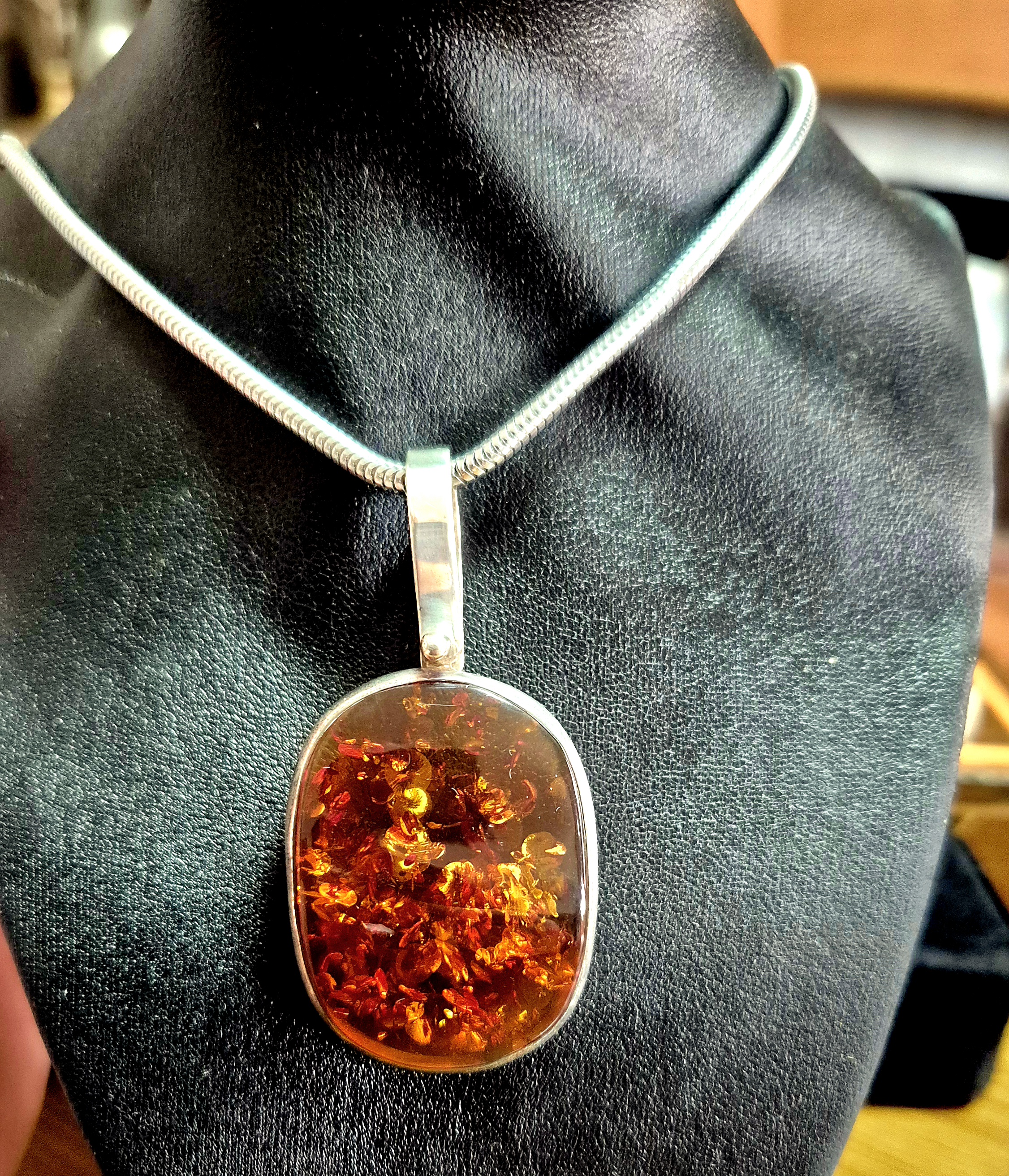 beautiful, Large Amber stone, set in sterling silver mount, 
