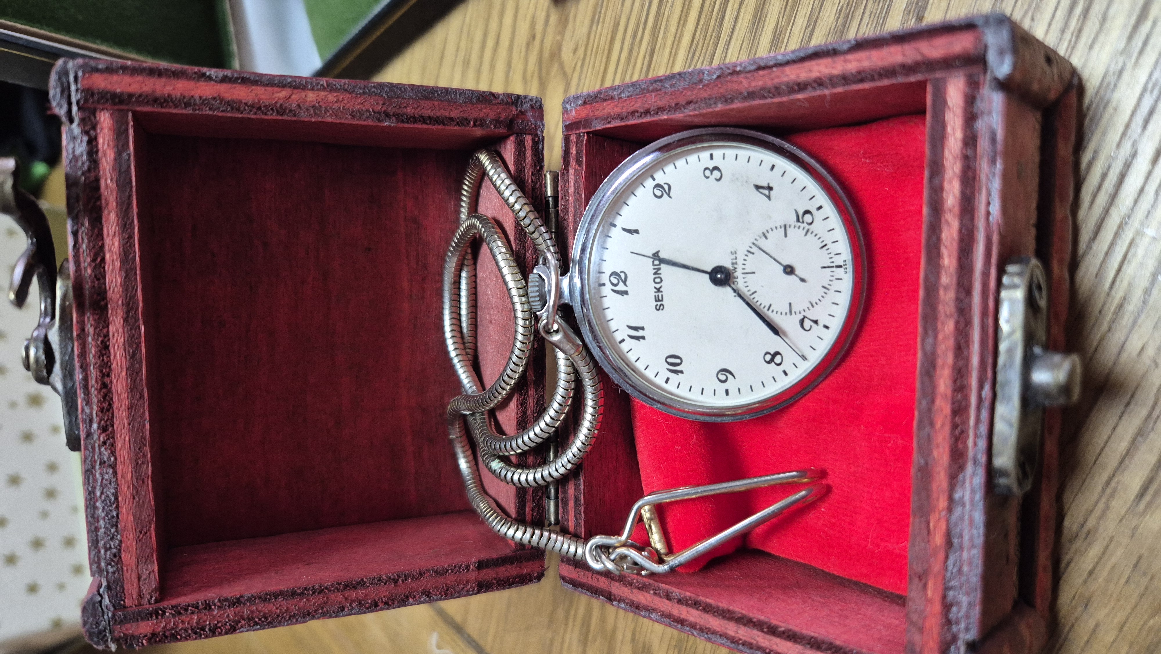 Vintage Seconda pocket watch, manual wind in working order