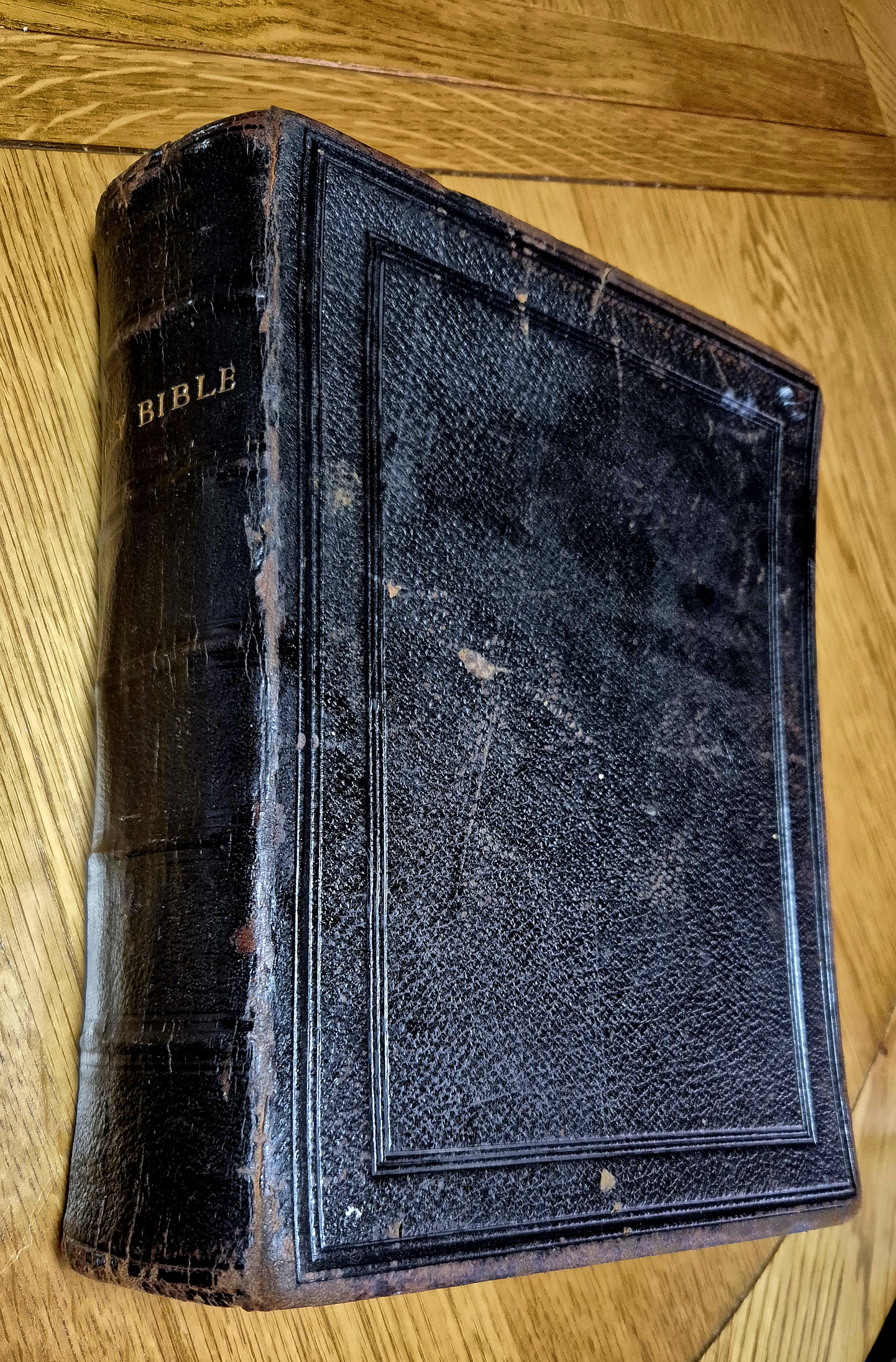 Large mid 1800's family bible with inscriptions