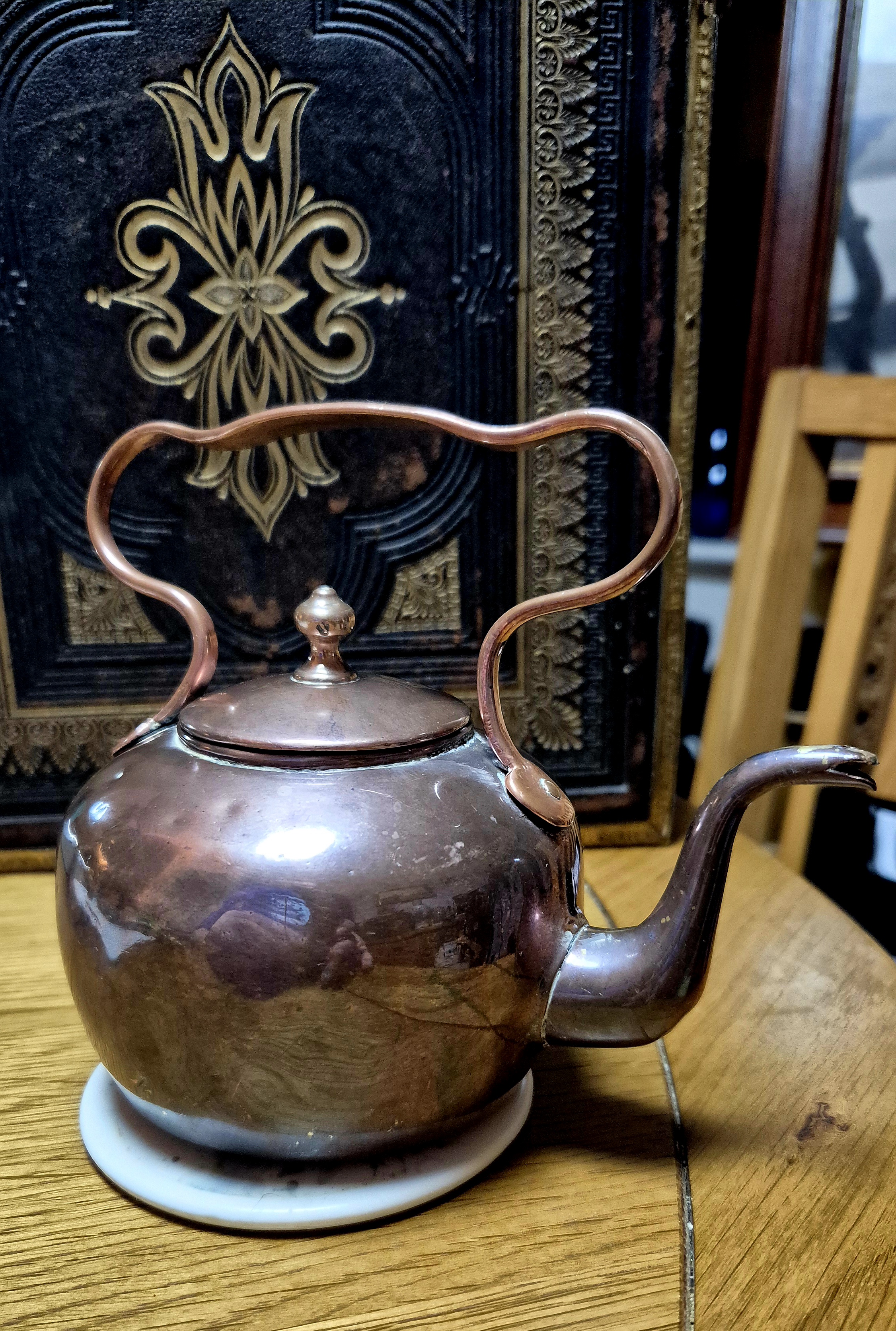 Antique miniature copper kettle, stands around 5 inches tall